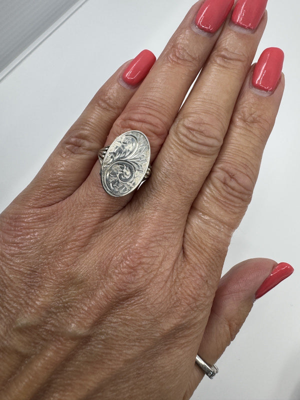 Large Vintage Sterling Silver Engraved Secret Locket Ring 925 Size L (Birm 1974)