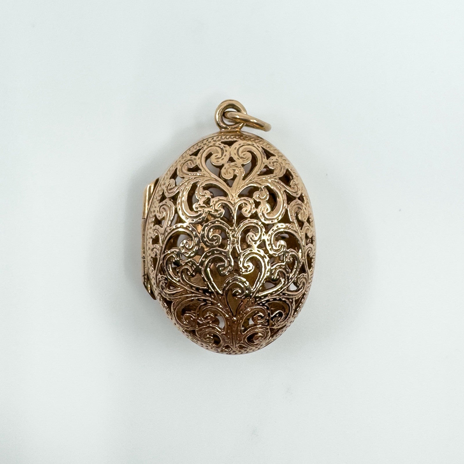 Vintage 9ct Rose Gold Large Chunky Oval Engraved Open Work Locket Pendant 375