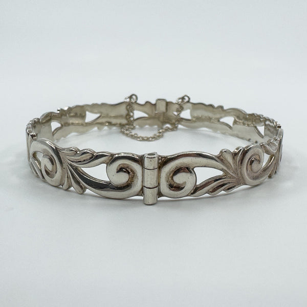 Vintage Sterling Silver Floral Engraved Oval Bangle / Bracelet 925