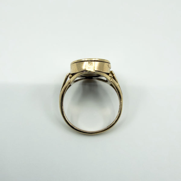 Vintage 9ct Gold Engraved Secret Locket Ring 375 Size O (Birmingham 1975)