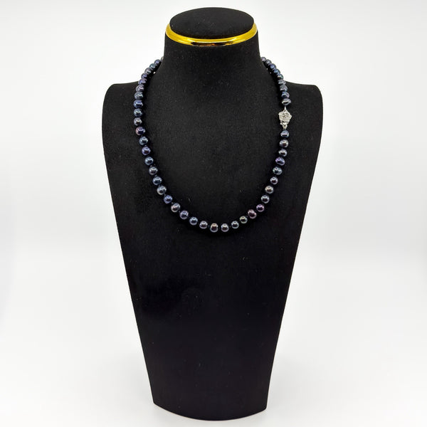 New Freshwater Pearl 18" Necklace & White Gold Filled Clasp