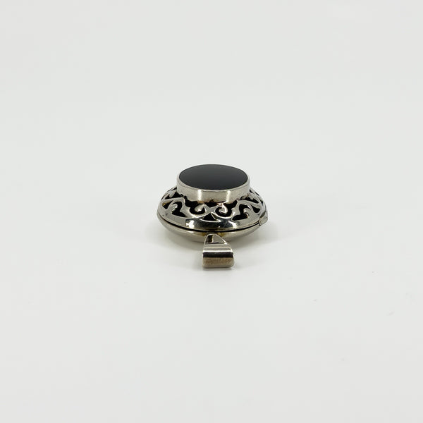 Chunky Vintage Sterling Silver Oval Black Onyx Engraved Locket 925