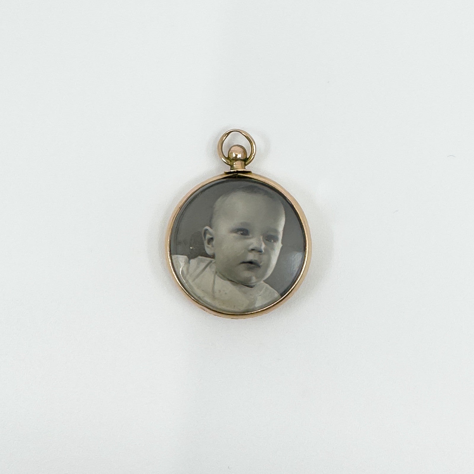 Antique 9ct Rose Gold Small Double Sided Glass Locket (Chester 1900)