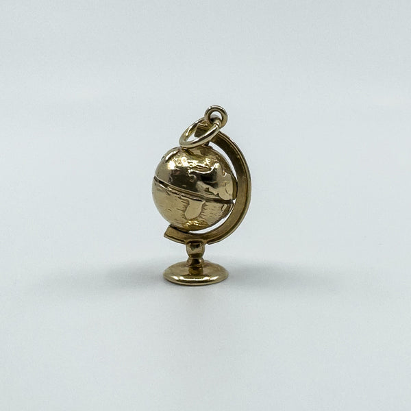 Unusal Vintage 9ct Gold Articulated Globe Pendant  / Charm 375 (Birmingham 1975)