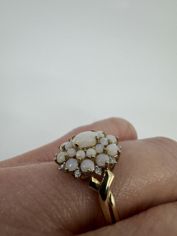 Vintage 9ct Gold Opal & Diamond Cluster Ring 375 Size U - V (Birmingham 2005)