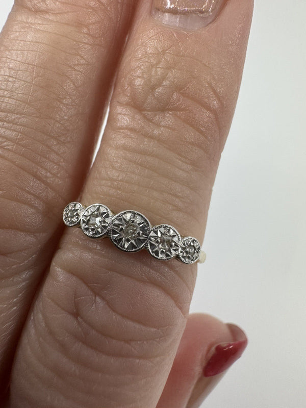 Vintage 18ct Gold Diamond 5x Stone Engagement Ring 750 Size K