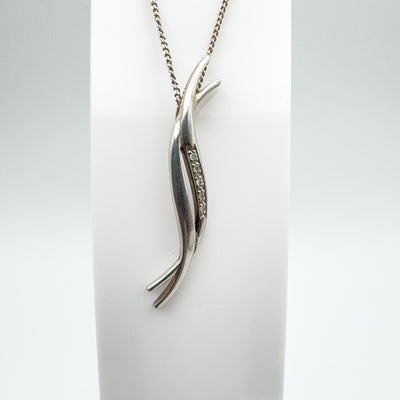 Sterling silver diamond pendant on 16 inch chain by Hot Diamonds
