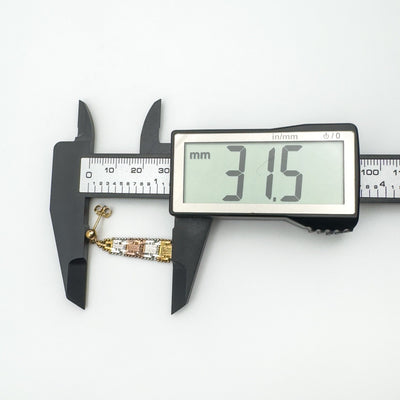 Measuring tricolour earring length at 31.5mm using digital callipers