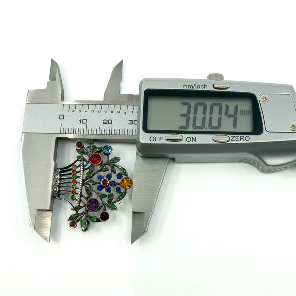Calipers showing approx. 30.04mm height of the sterling silver giardinetti giardinetti basket brooch.
