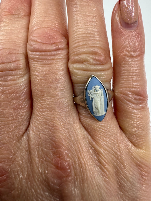 Vintage Wedgwood Blue Jasperware Cameo Ring Sterling Silver Size K - L