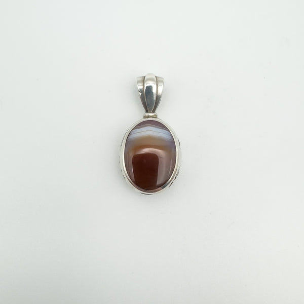 Chunky vintage agate fob pendant in sterling silver with brown and white banded agate