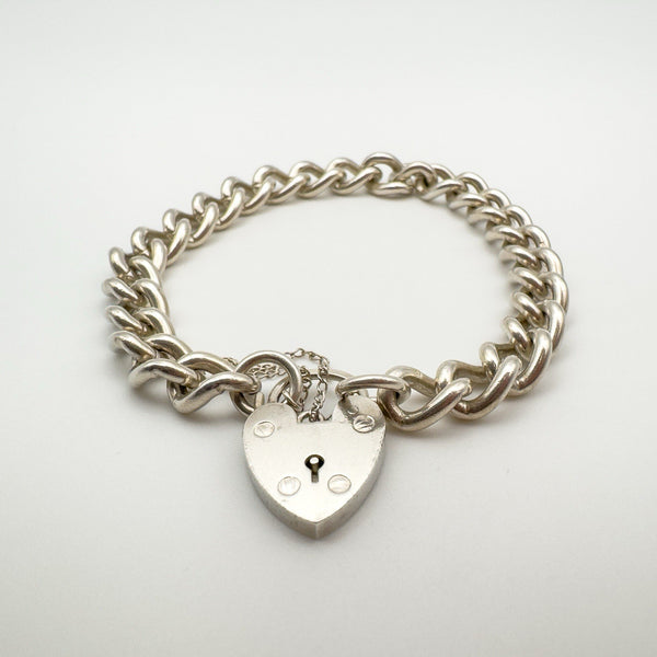 Heart padlock clasp with Birmingham 1979 silver hallmarks