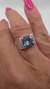 Vintage 2ct Blue Topaz Ring in Sterling Silver Size K
